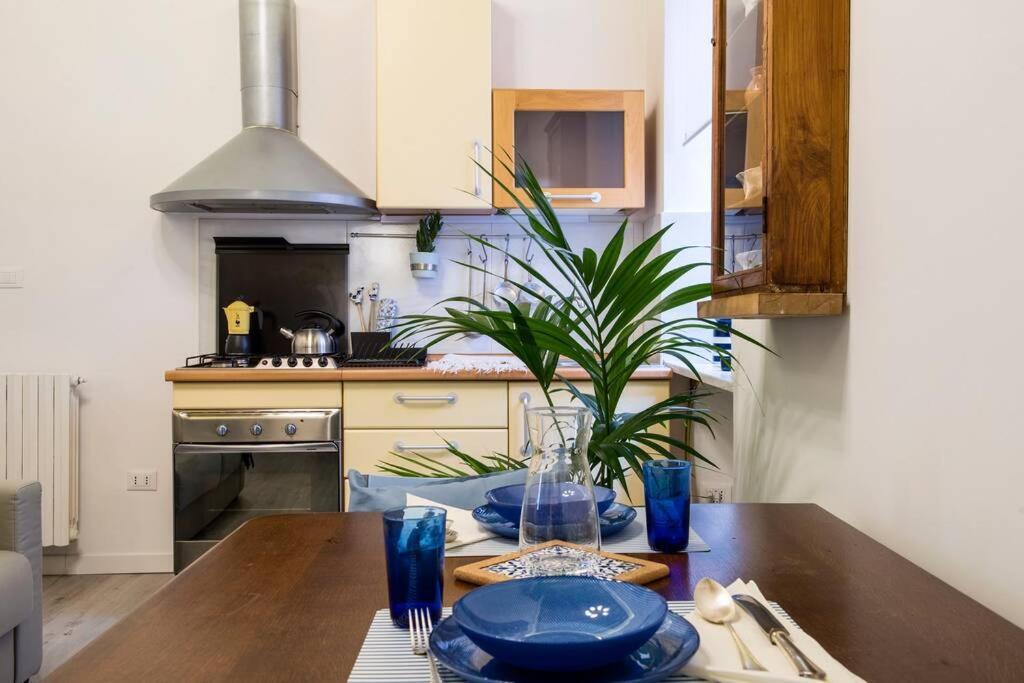 Colosseum/Panisperna Nina Apartament With Terrace Рим Экстерьер фото